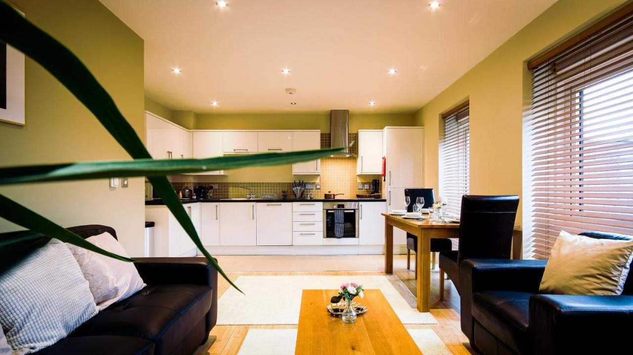 Superb City Center 1 Or 2 Bedroom Apts King Bed Southampton Zewnętrze zdjęcie