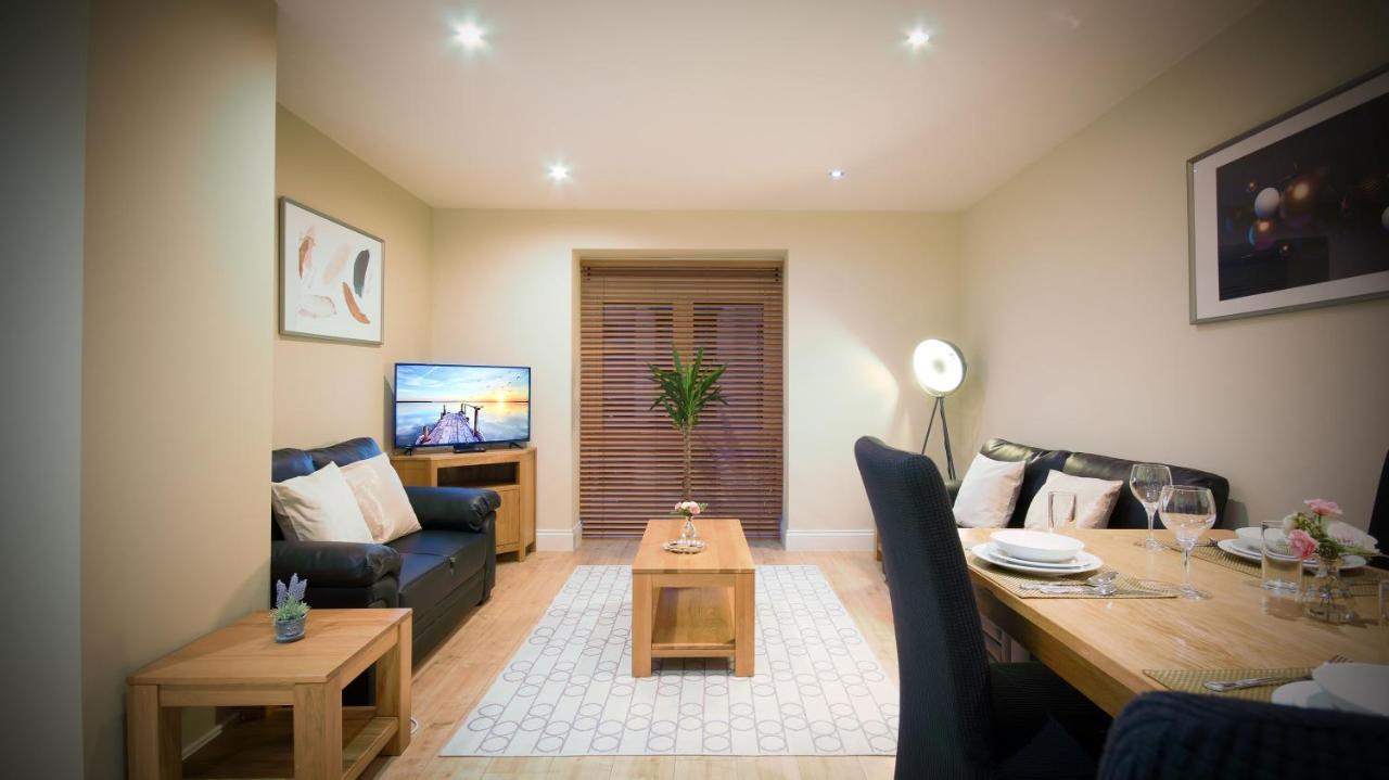Superb City Center 1 Or 2 Bedroom Apts King Bed Southampton Zewnętrze zdjęcie