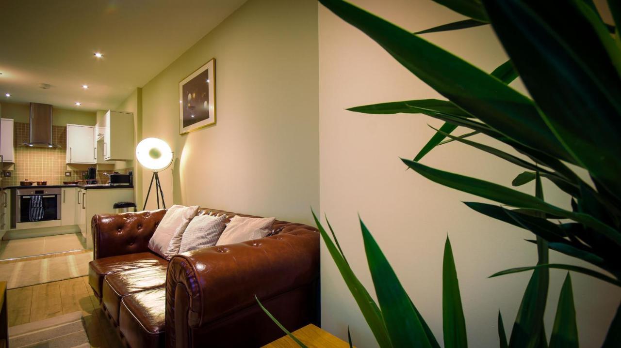 Superb City Center 1 Or 2 Bedroom Apts King Bed Southampton Zewnętrze zdjęcie