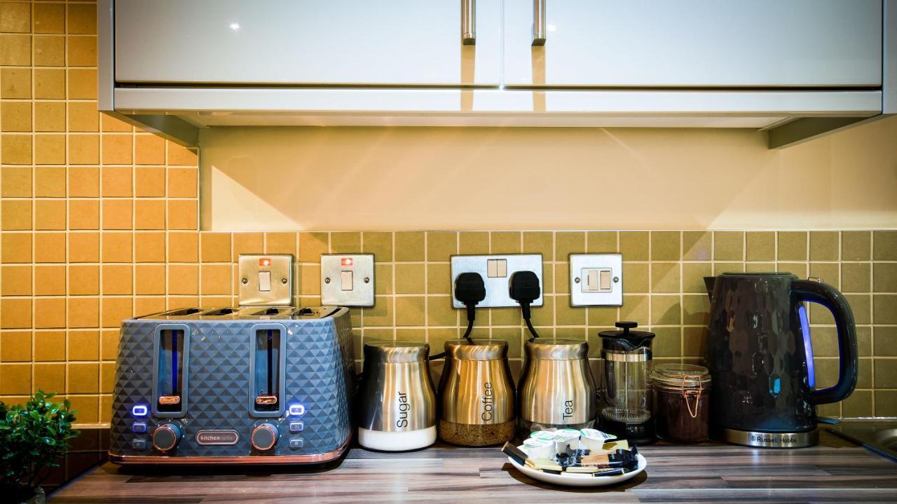 Superb City Center 1 Or 2 Bedroom Apts King Bed Southampton Zewnętrze zdjęcie