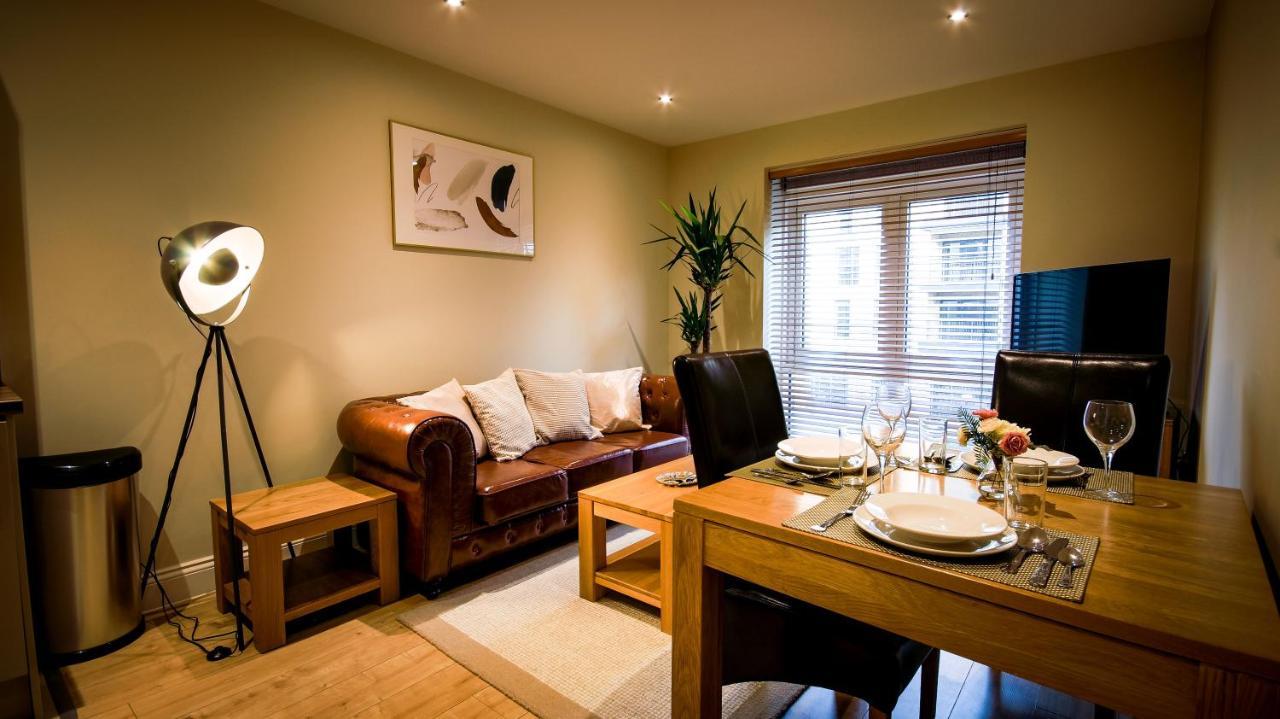 Superb City Center 1 Or 2 Bedroom Apts King Bed Southampton Zewnętrze zdjęcie